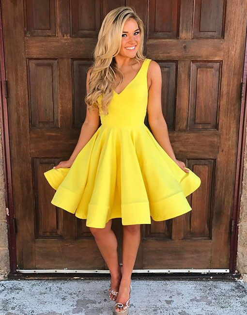 cute yellow homecoming dresses